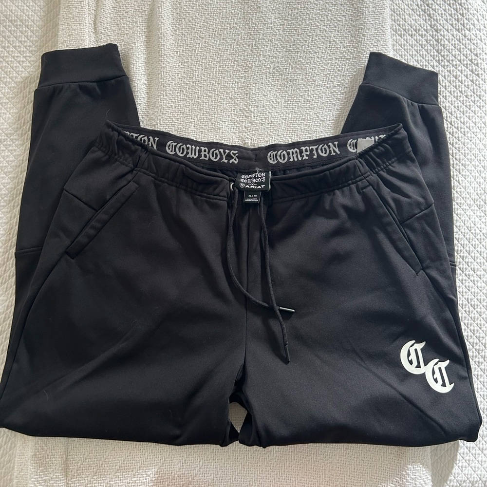 Compton Cowboys X Ariat Sweatpants XL